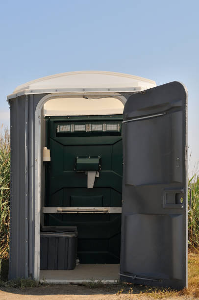 Best Portable bathroom rental  in Tecumseh, OK