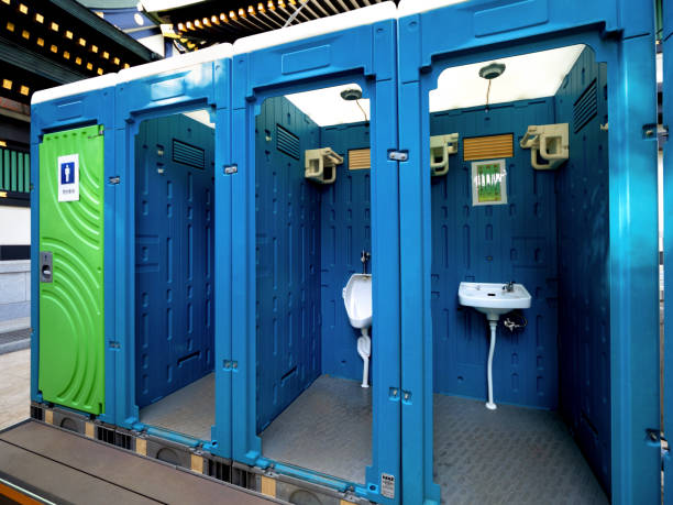 Best Portable restroom trailer rental  in Tecumseh, OK